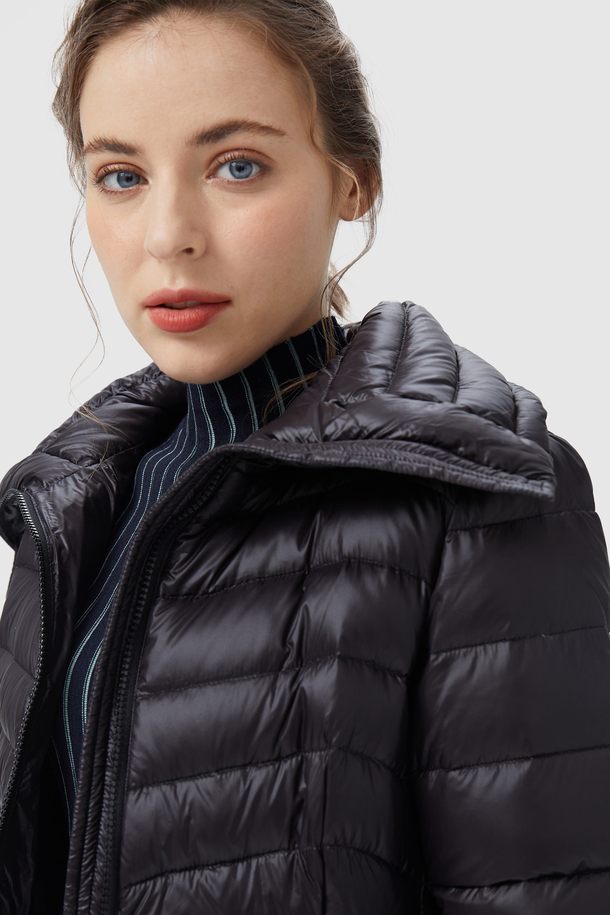 Orolay-Short Light Packable Down Jacket-#color_Black