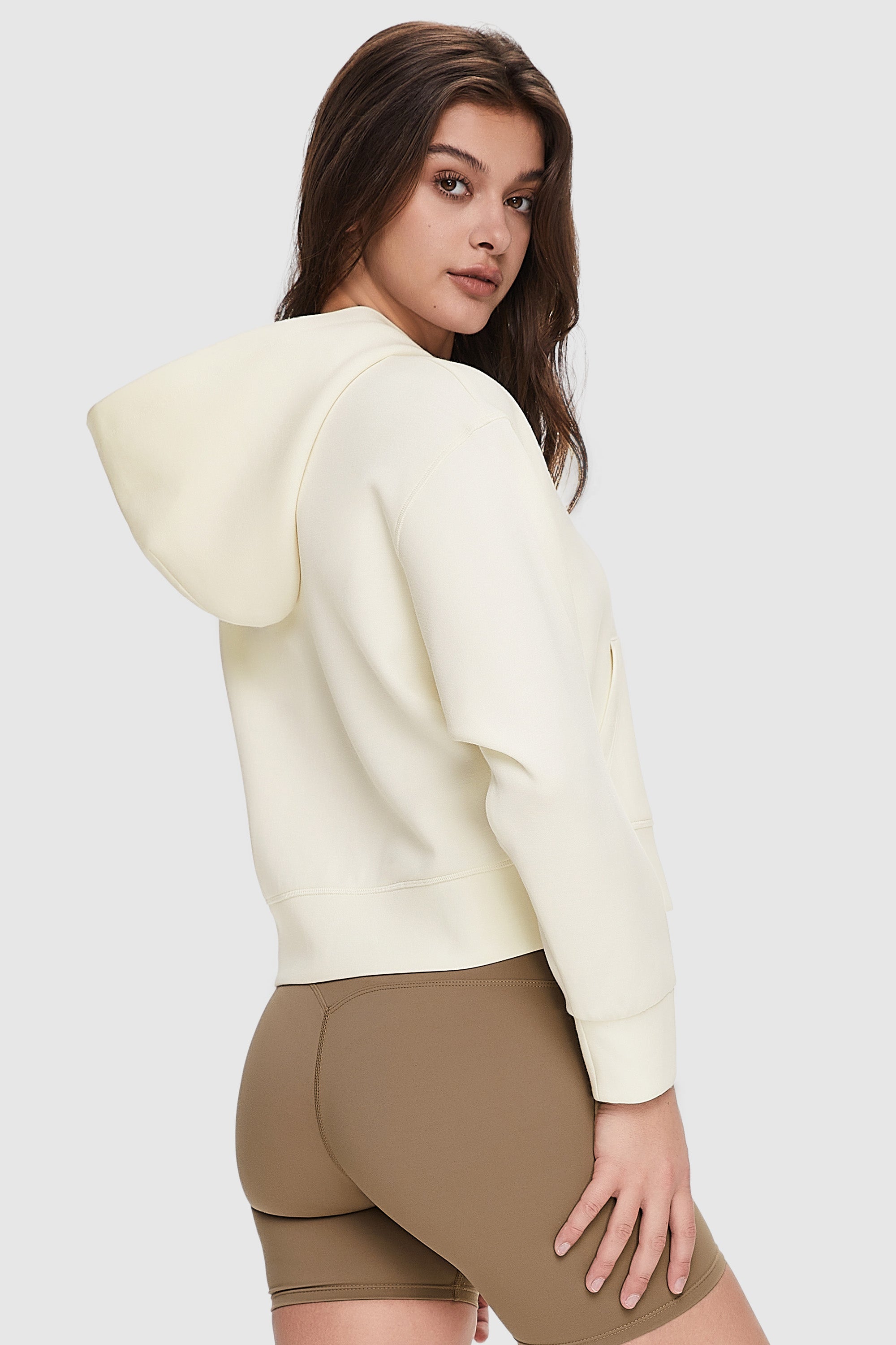 Orolay-Zip-Up Cropped Hoodie-Image 4 of Zip-Up Cropped Hoodie from Orolay - #color_Beige