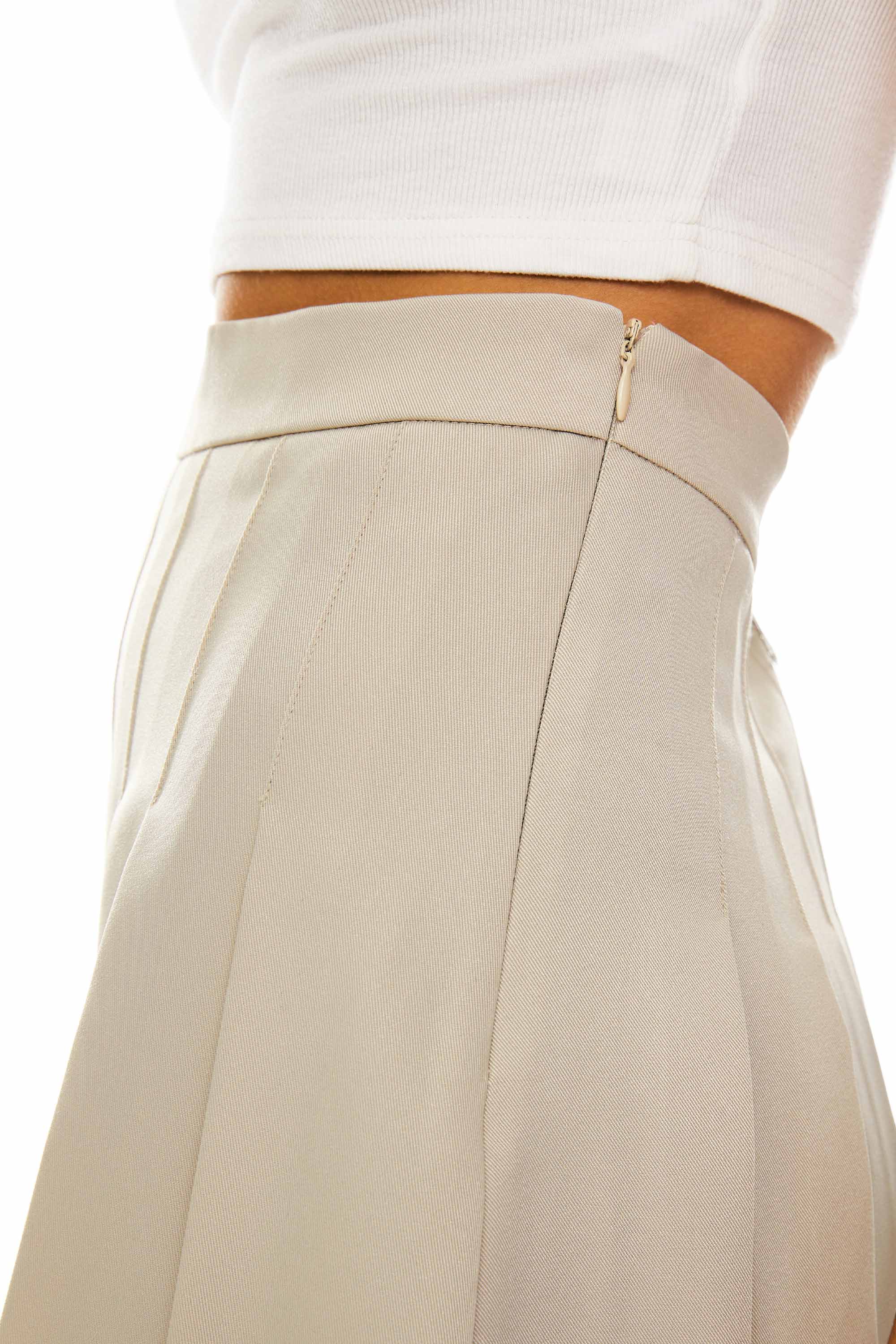 Orolay High Waisted Skirts A Line Pleated Skirt #color_beige