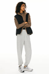 Orolay Fleece Reversible Vest Sherpa with Pockets #color_brown