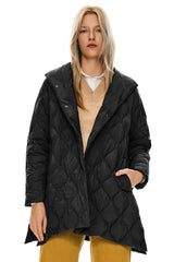 Orolay Oversized Quilted Puffer Jacket Lightweight with Pockets #color_black 
