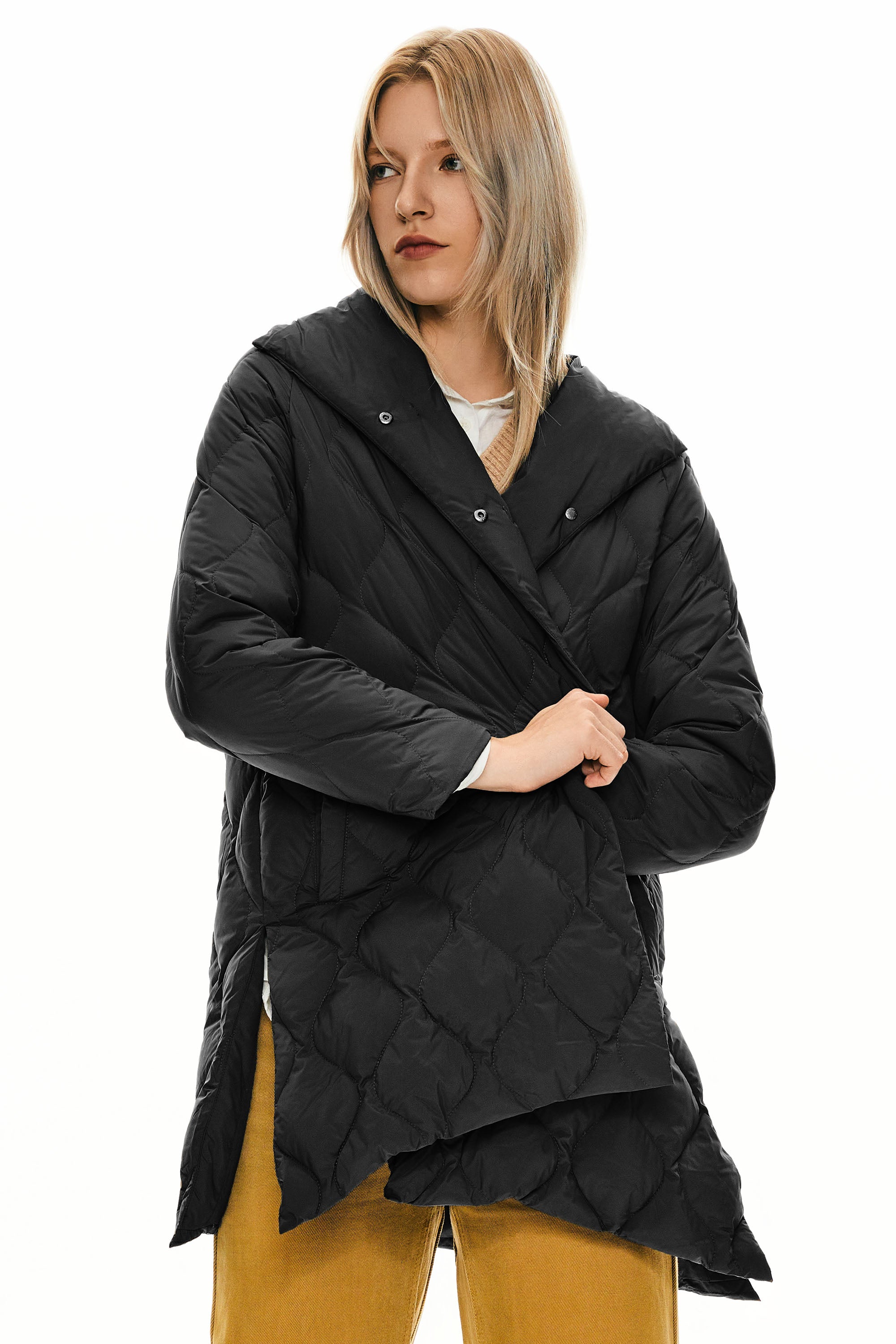 Orolay Oversized Quilted Puffer Jacket Lightweight with Pockets #color_black 