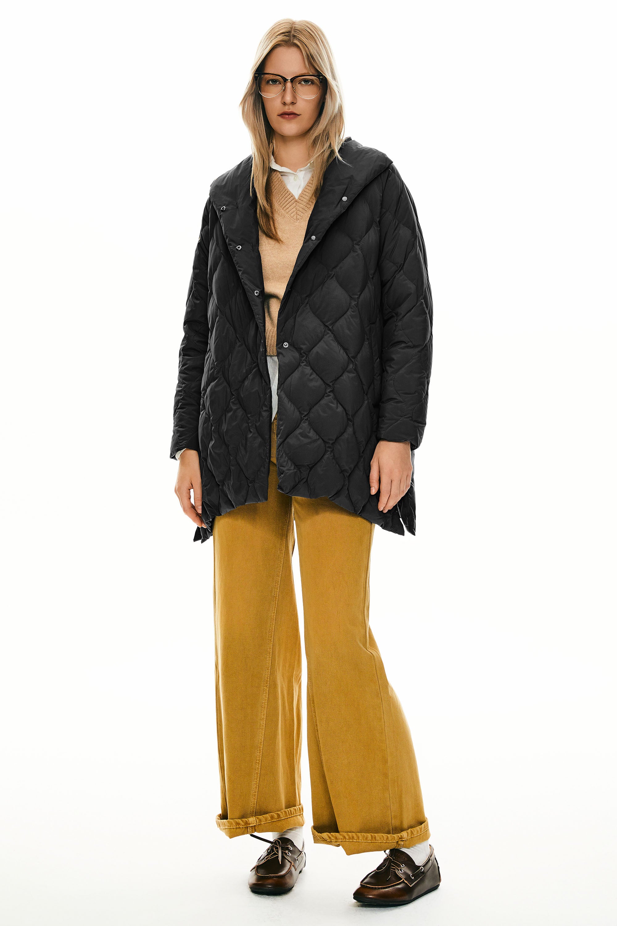 Orolay Oversized Quilted Puffer Jacket Lightweight with Pockets #color_black 