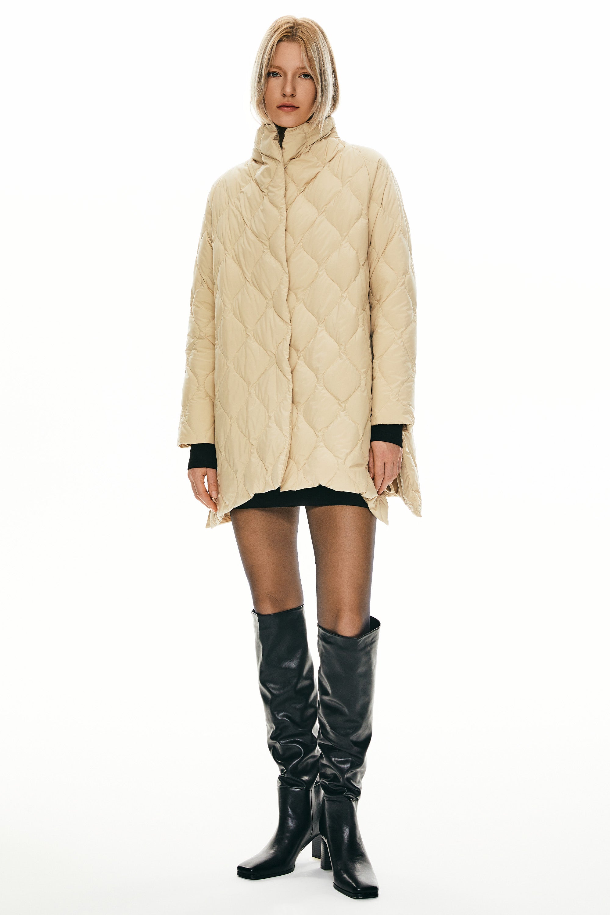 Orolay Oversized Quilted Puffer Jacket Lightweight with Pockets #color_khaki 