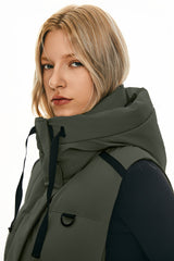 Orolay Puffer Down Vest Hooded Cropped Zip Up #color_dark green