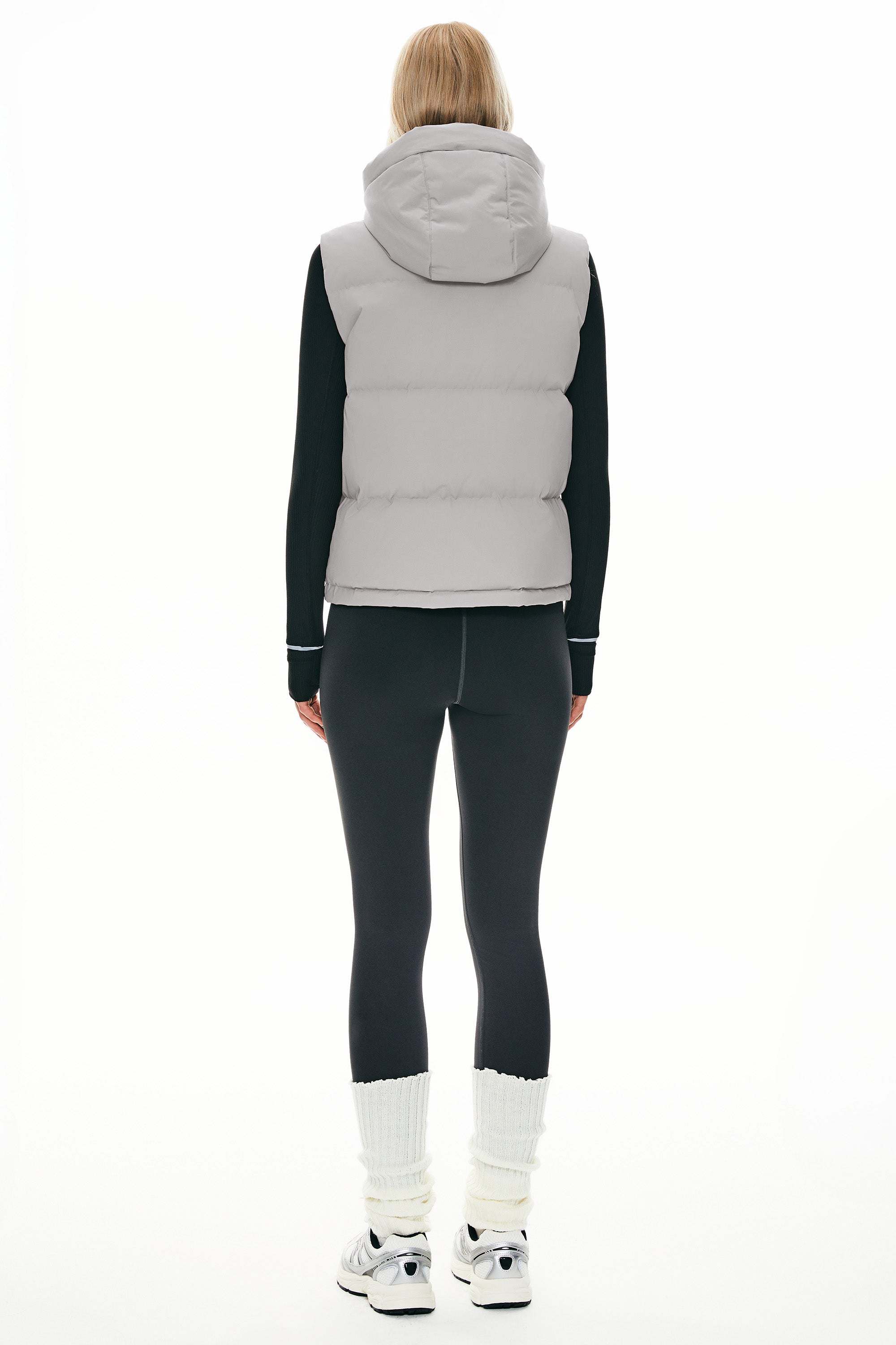 Orolay Puffer Down Vest Hooded Cropped Zip Up #color_lightgray
