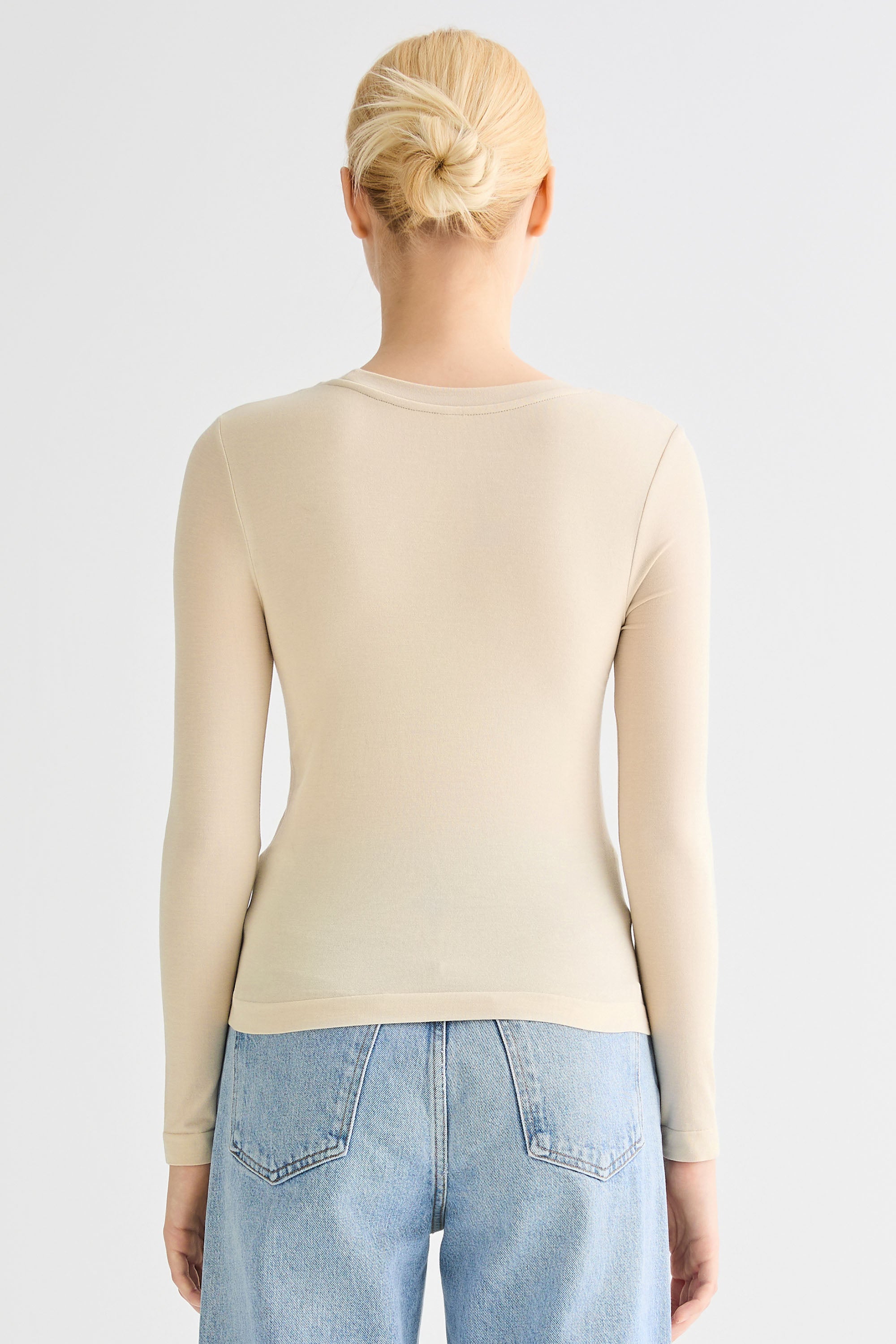 Padded Knit T-shirt OROLAY #color_beige