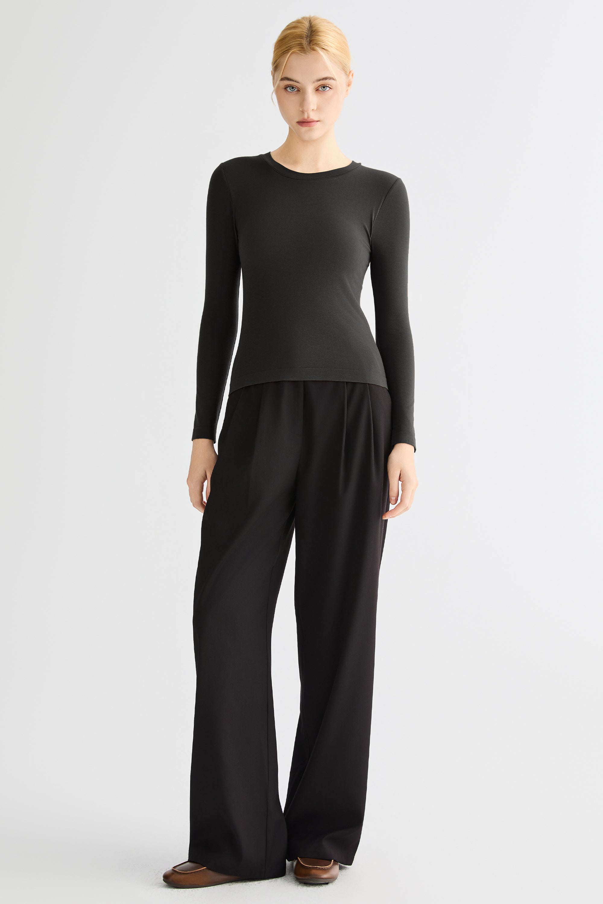 Padded Knit T-shirt OROLAY #color_black