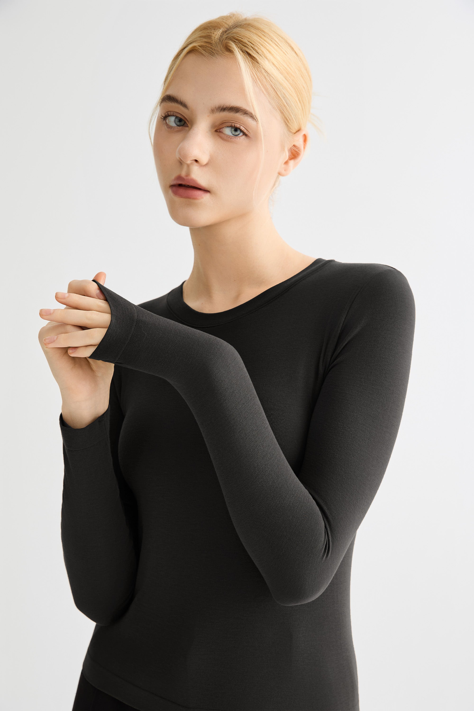 Padded Knit T-shirt OROLAY #color_black