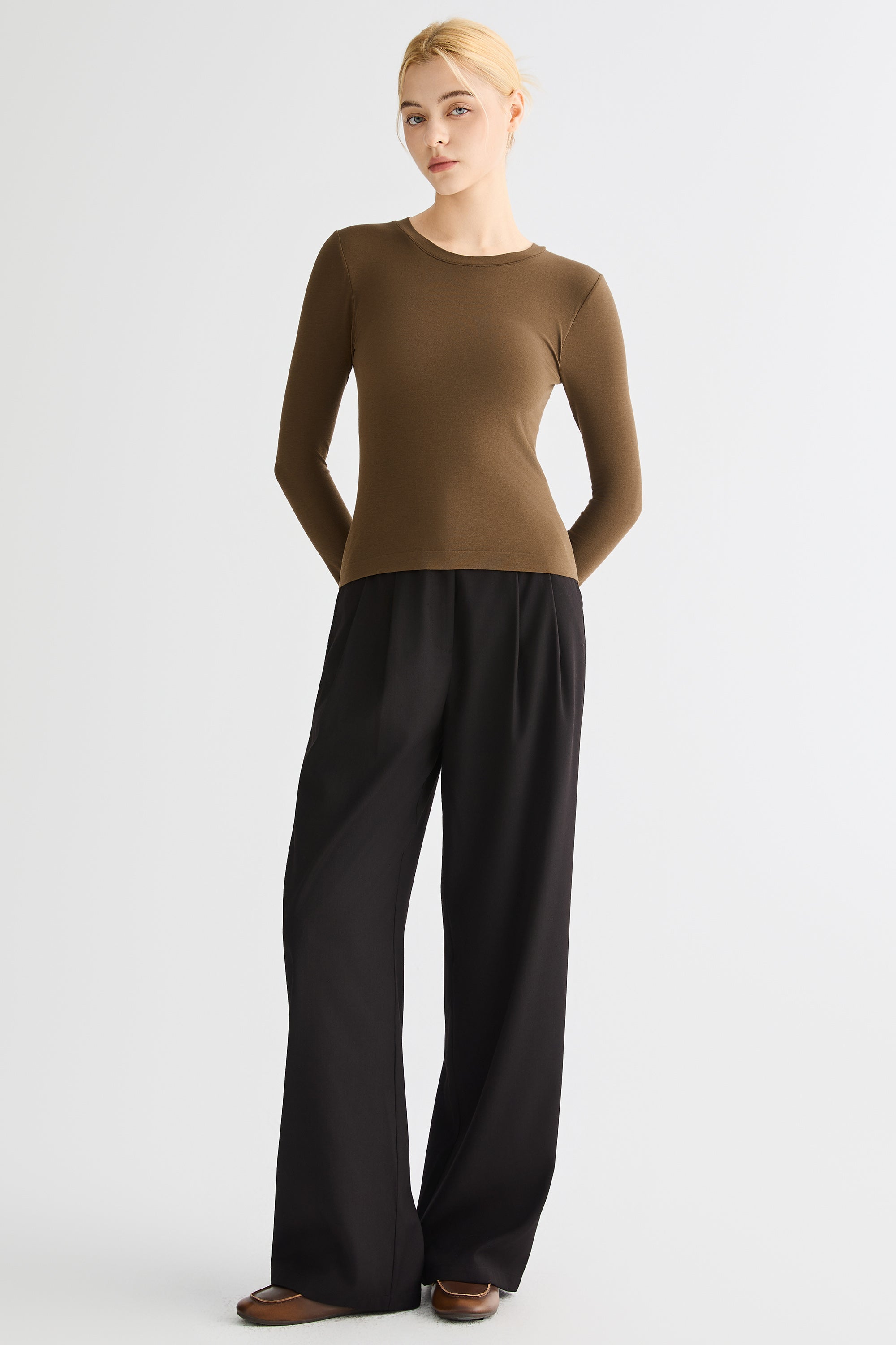 Padded Knit T-shirt OROLAY #color_brown