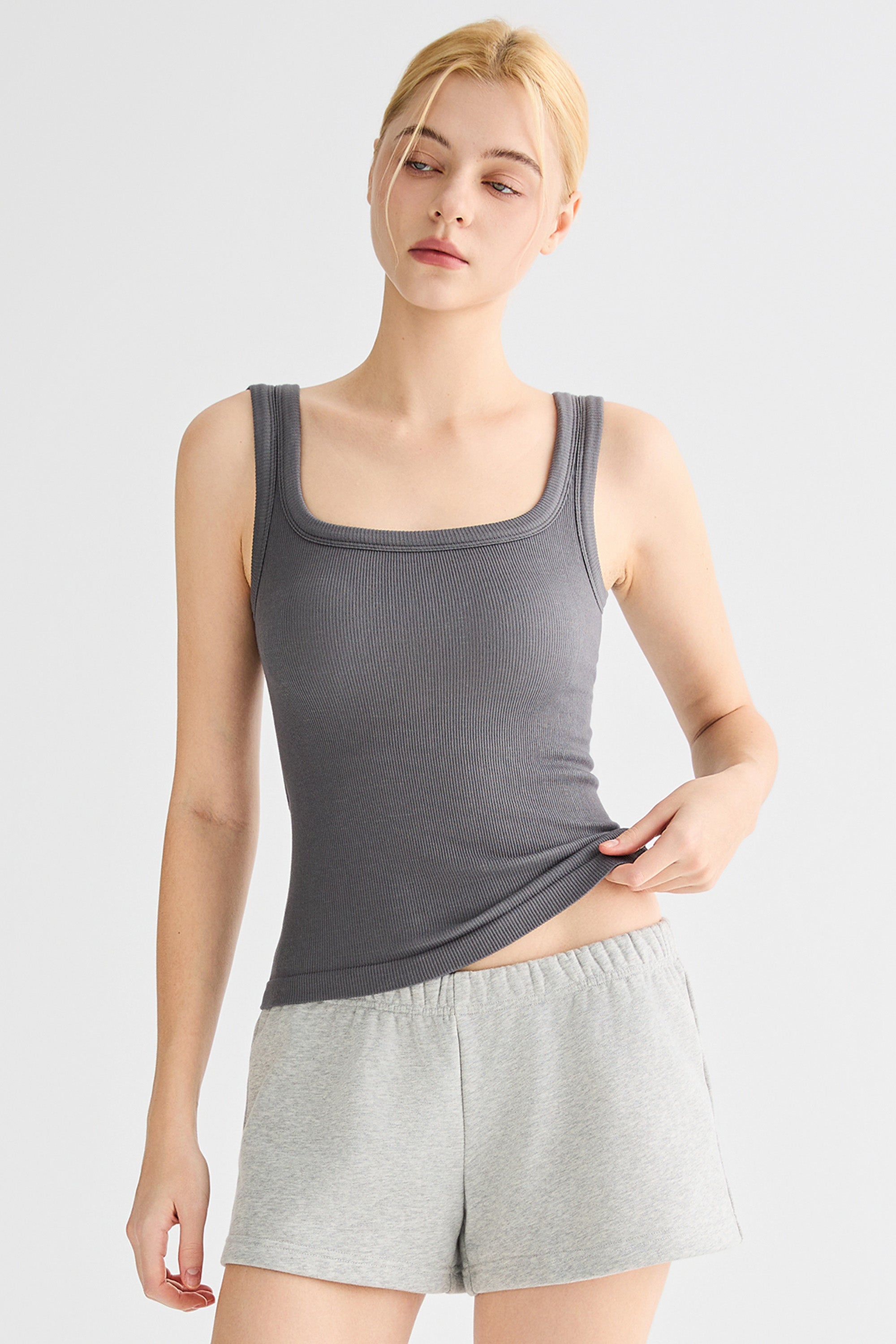Padded Ribbed Wide-Strap Crew Tank orolay #color_gray