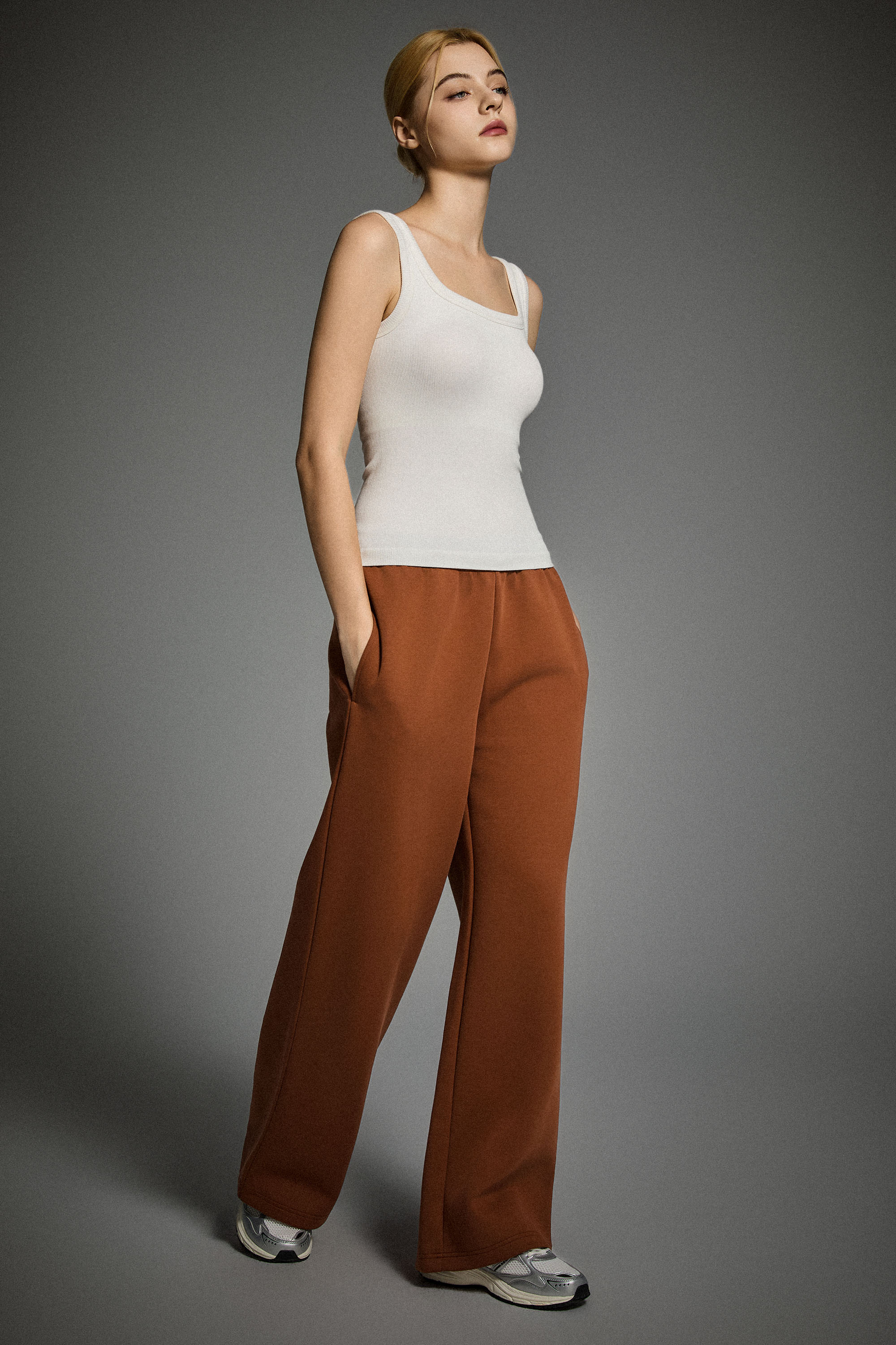 Padded Ribbed Wide-Strap Crew Tank orolay #color_white