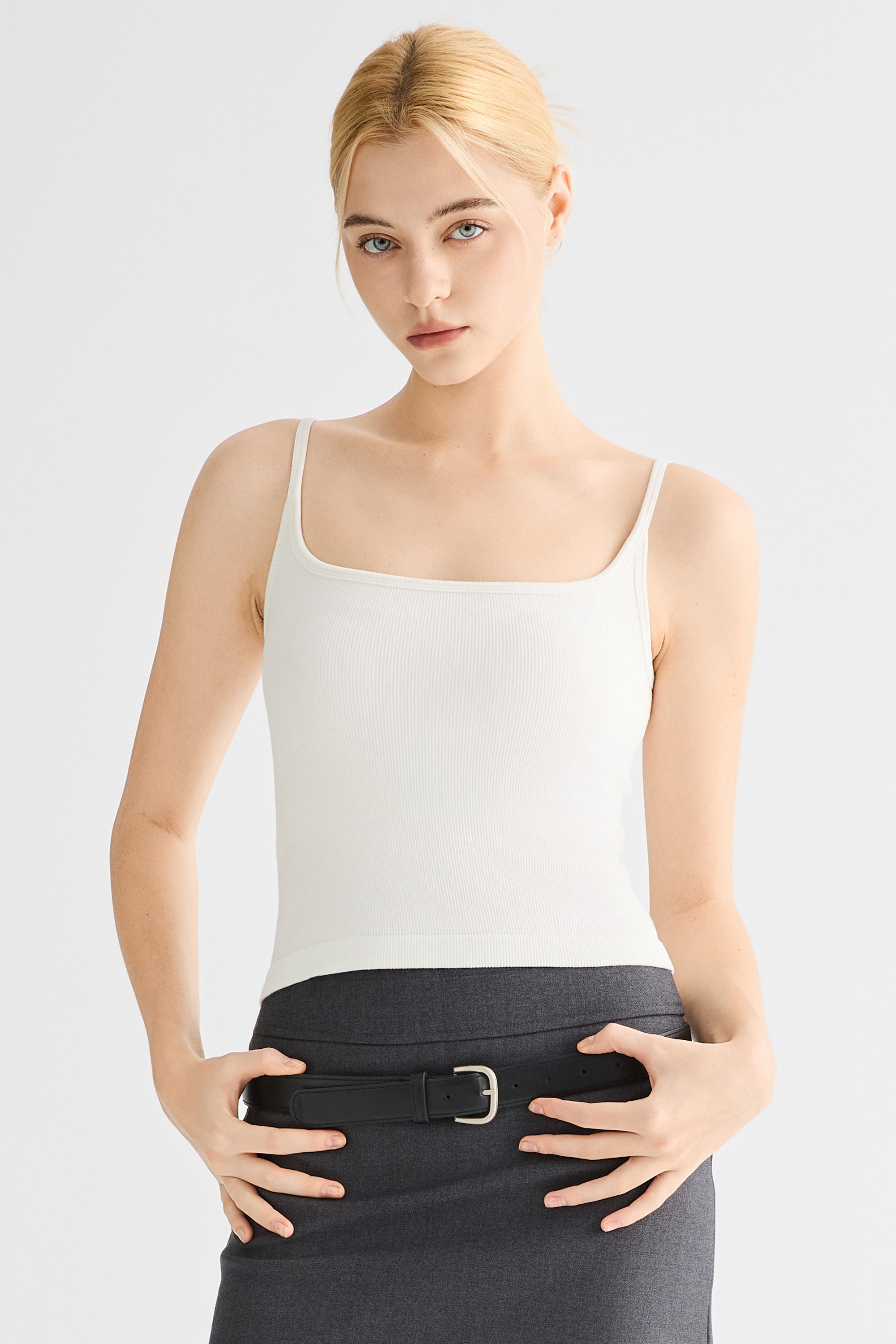 Padded Ribbed Square Neck Tank OROLAY #color_white