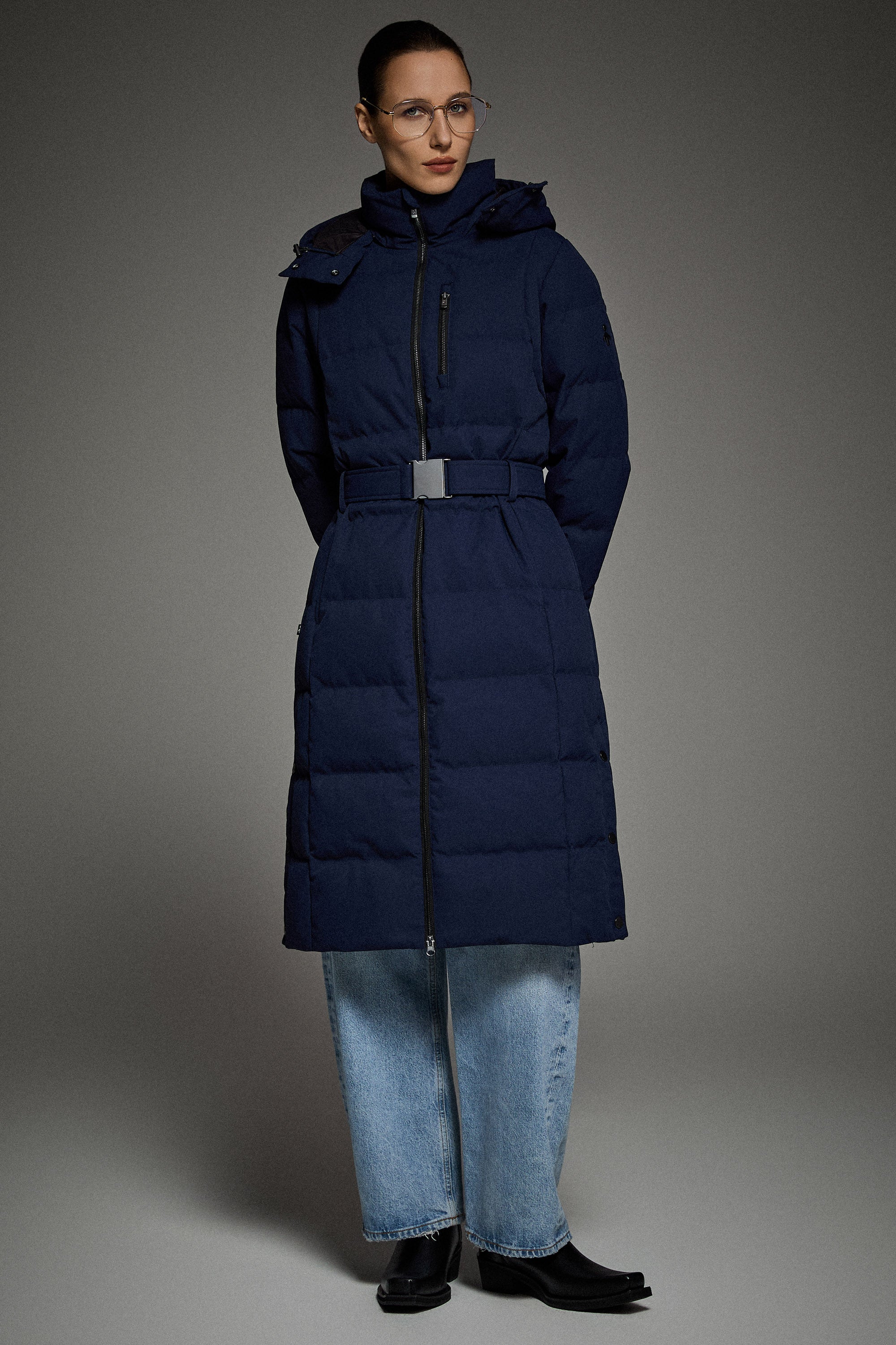 Full-Length Belted Hooded Down Jacket Orolay #color_navy