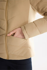 OROLAY Slim-Fit Quilted Hybrid Jacket #color_khaki