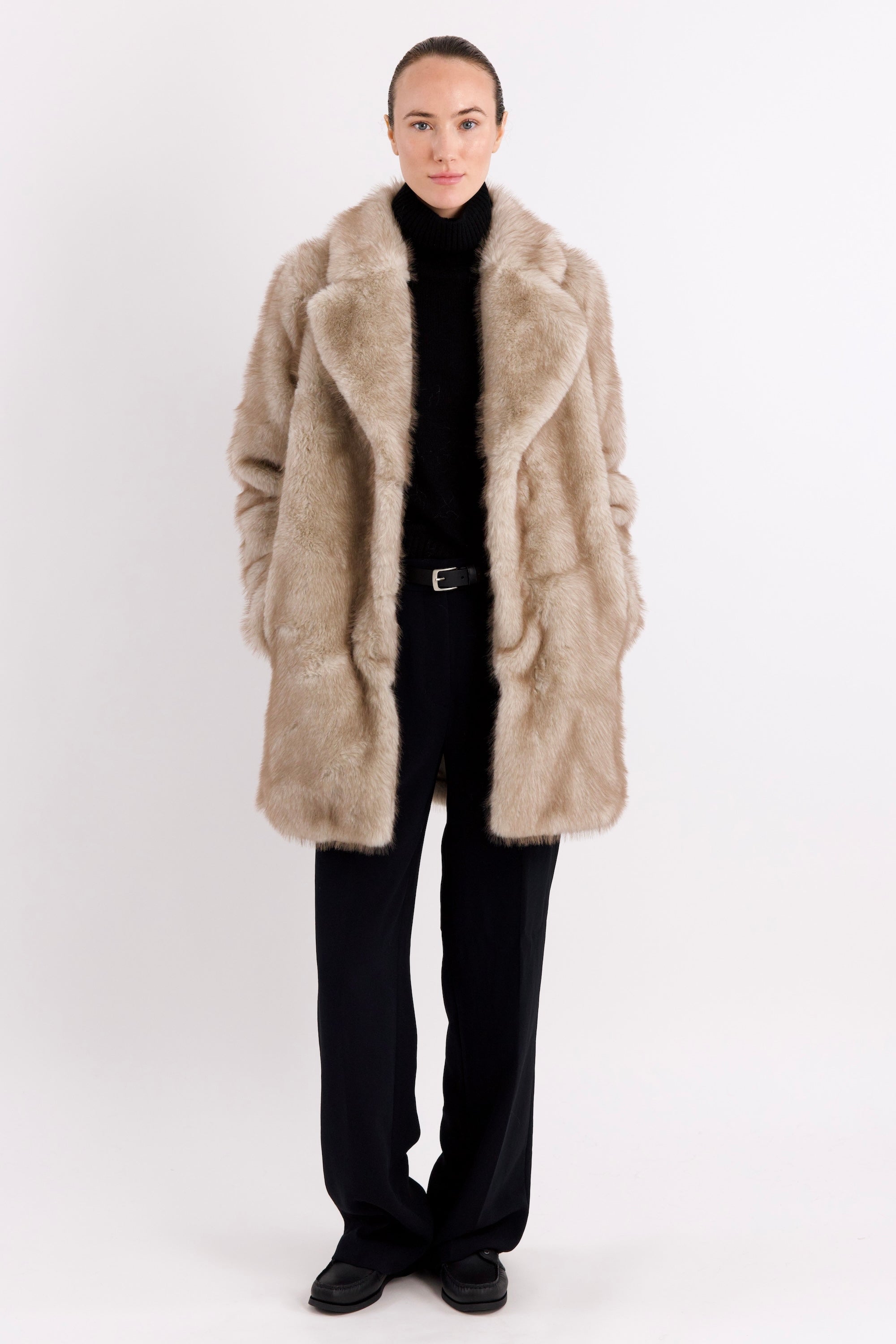 Mid-Length Faux Fur Coat orolay #color_beige