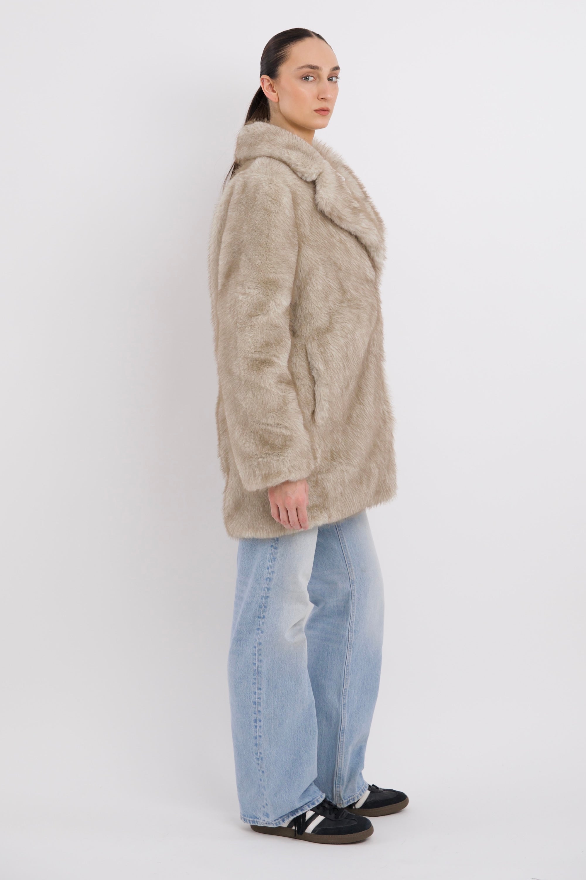 Mid-Length Faux Fur Coat orolay #color_beige