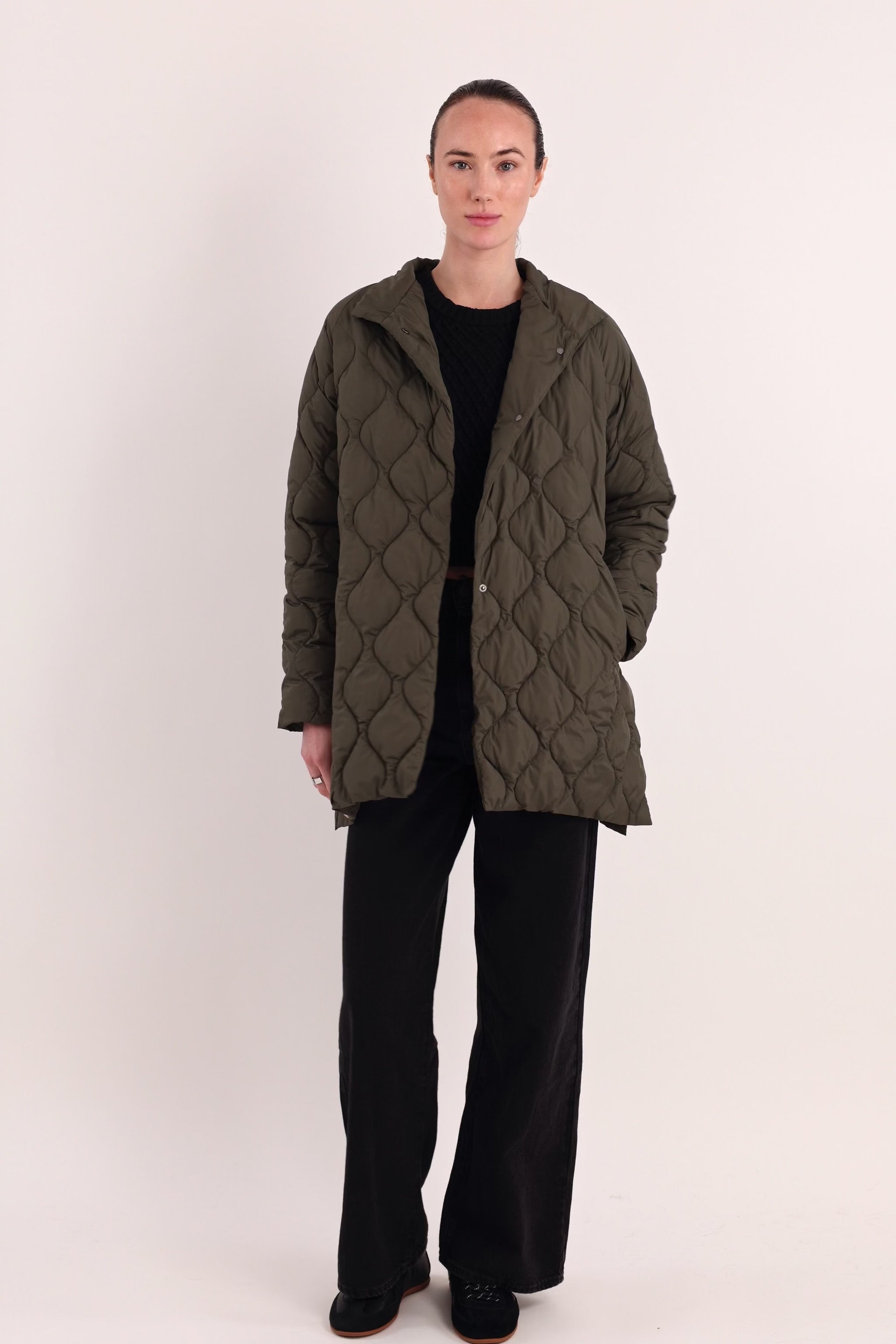 Orolay Oversized Quilted Puffer Jacket Lightweight with Pockets #color_khaki,coffee,black,green,PINK,Taupe,Sparrow